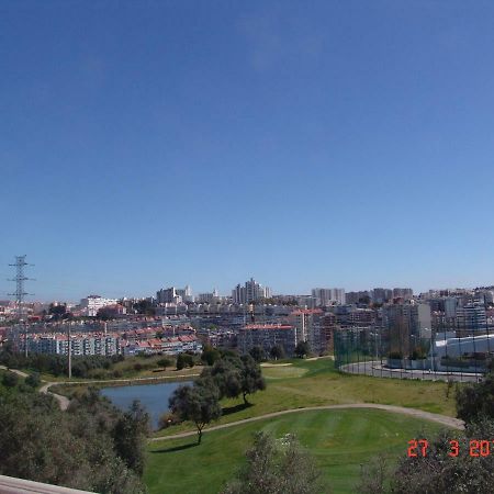 Sunny Suites Golf And Free Parking Guest House Lizbona Zewnętrze zdjęcie